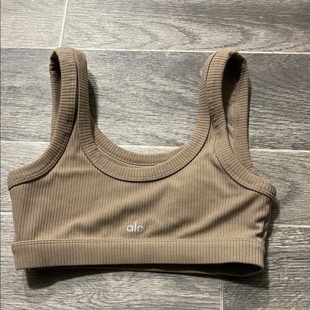 Alo Ribbed Sports Bra in Taupe